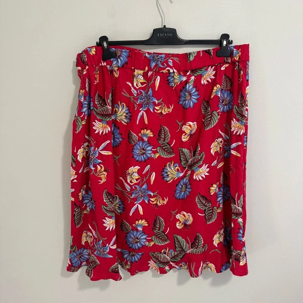 CJ Banks NWT Floral Linen Ruffle Hem Skirt